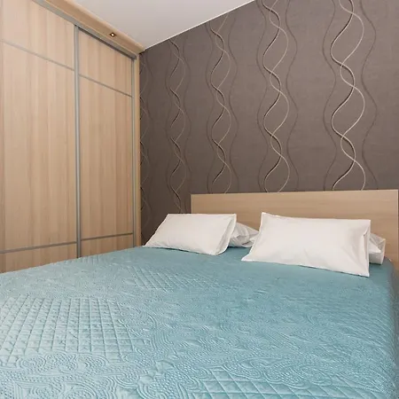 Uno Apartment
